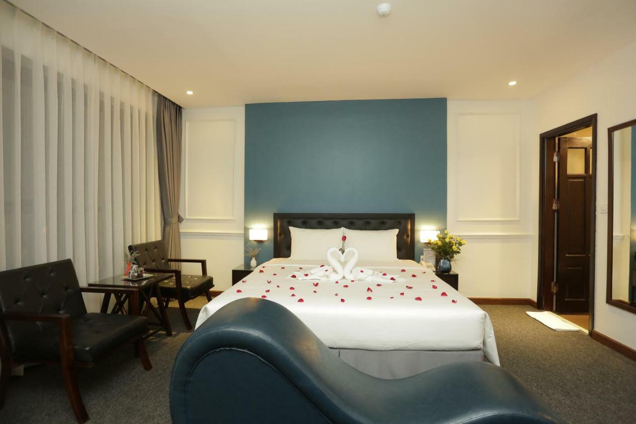 Adeline Hotel Hanoi Exterior photo